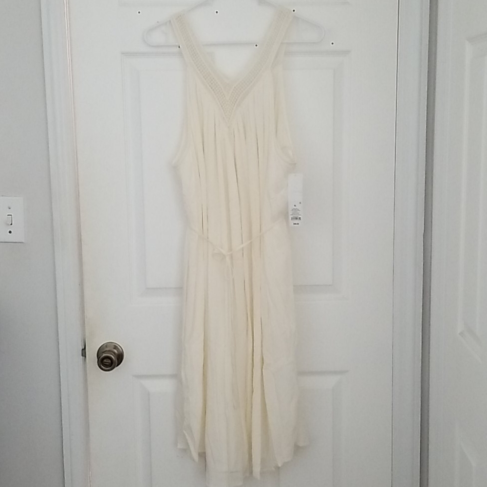 Sleeveless Maternity Dress